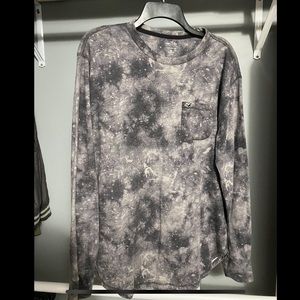 Hollister long fit tee